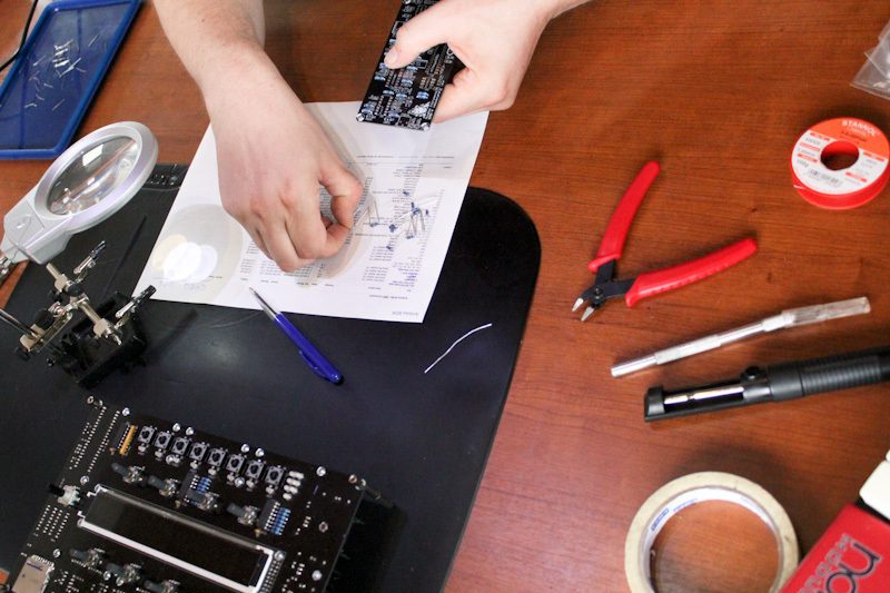 ambika voice card soledering workbench