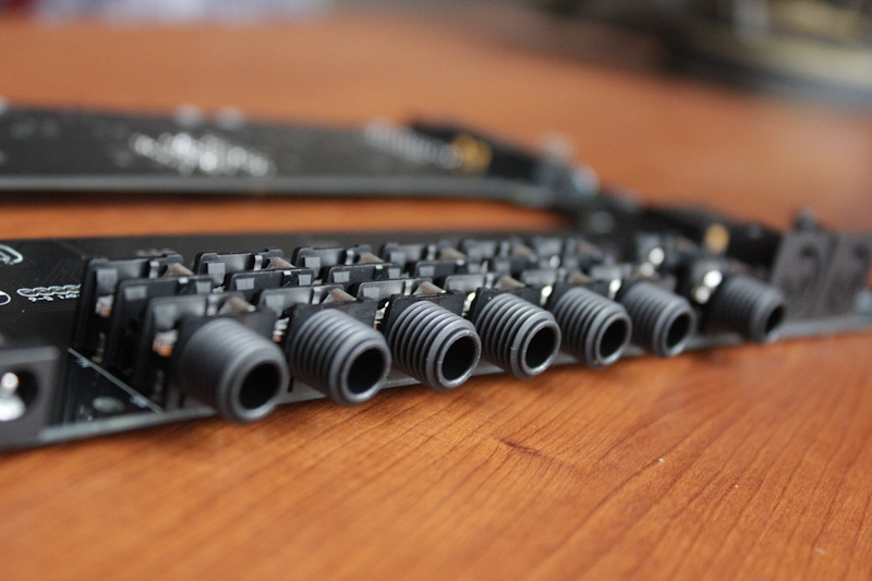 ambika synth motherboard output audio jack