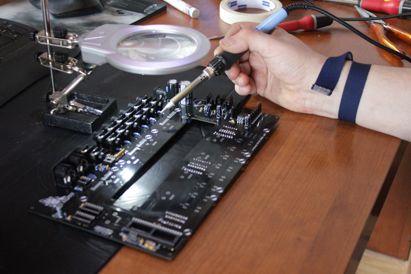 ambika synth motherboard soldering