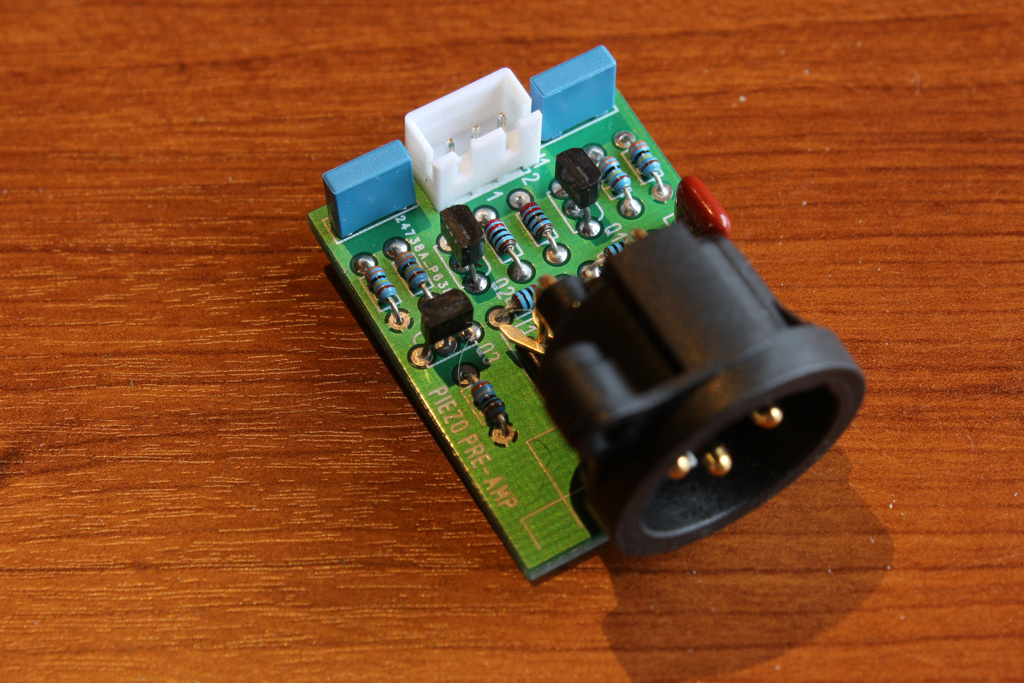 Piezo pre-amp board